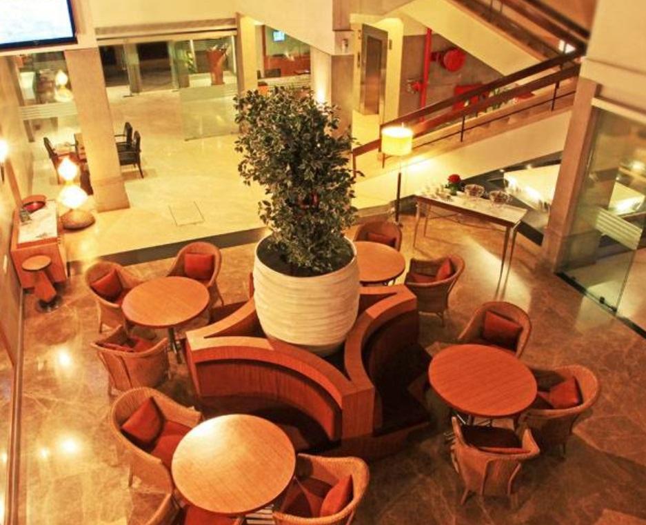 Hotel Woodland Púna Kültér fotó